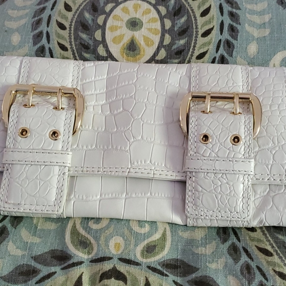 NWOT MICHAEL KORS Clutch - Picture 1 of 4
